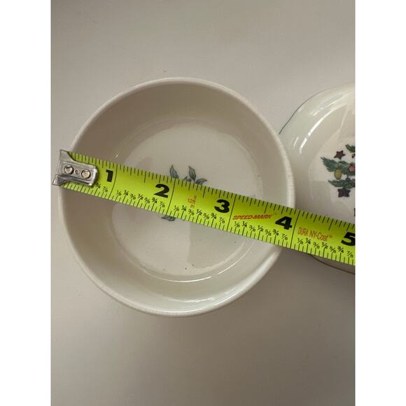 Nikko Japan Vtg Porcelain Happy Holidays Christmas Tree Trinket Box bon bon 4" - Picture 5 of 10